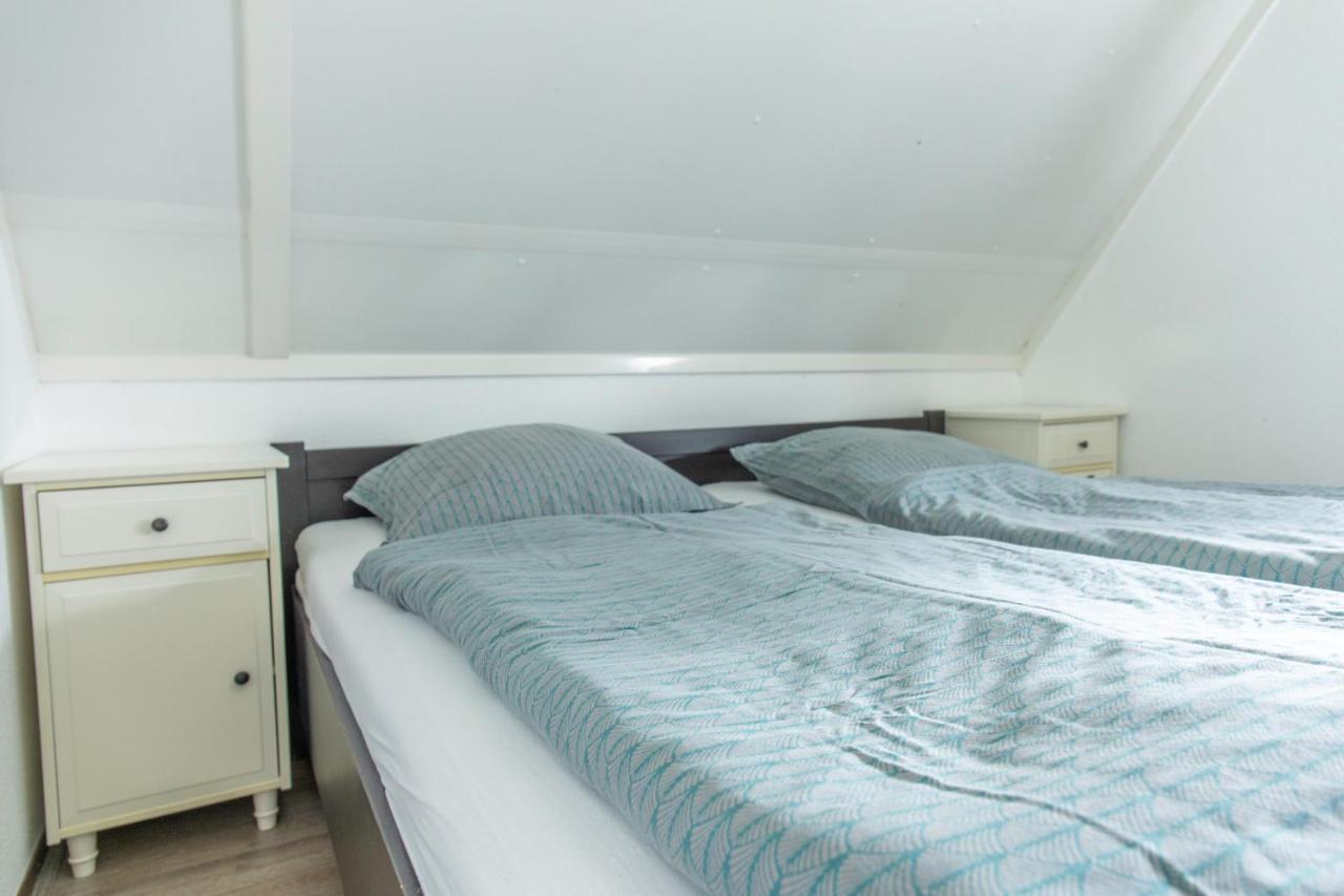 Bungalow 6 Op Recreatiepark De Wielen Sint Maarten Ngoại thất bức ảnh